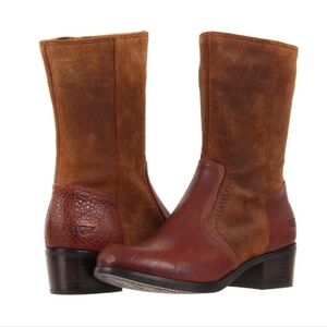 UGG Brown Australian Suede and Leather ankle Boots Size 8